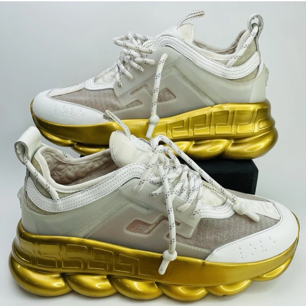 VERSAGE CHAIN REACTION  SNEAKERS WHITE/GOLD SIZE EU 42 / Men’s Size 9